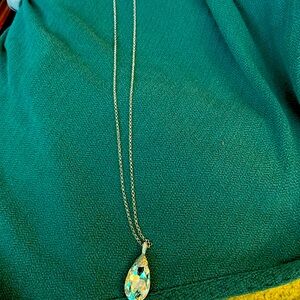 double wrap pendant with a 6 inch extender ￼